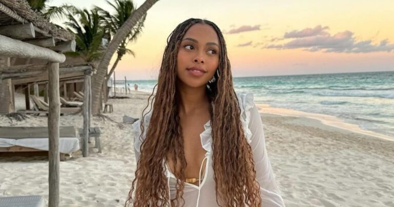 Comment prendre soin des coiffures protectrices |  La fille de tous les jours