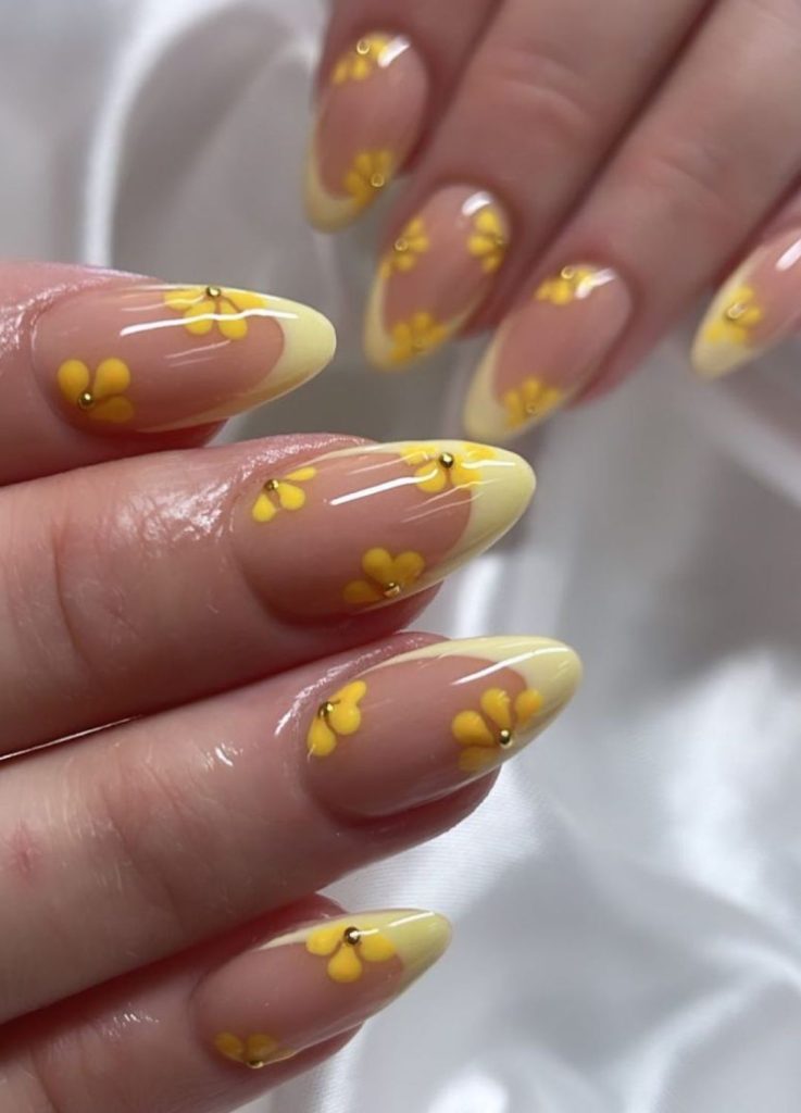 tendance ongles jaune beurre