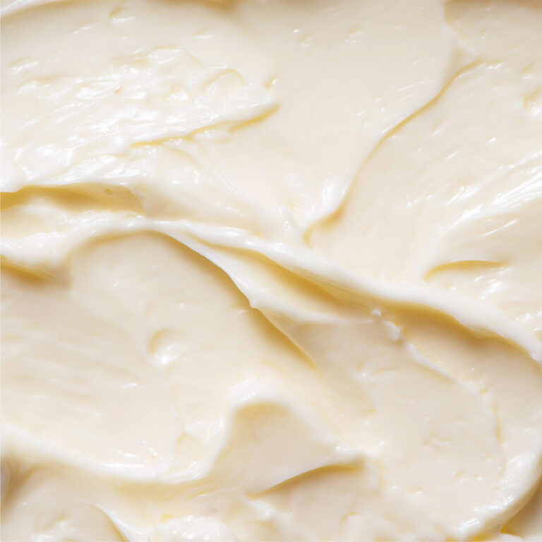 Discussion entre filles ! 5 choses à savoir avant d'utiliser des crèmes dépilatoires | Blog d'épilation de So Sweet Sensation