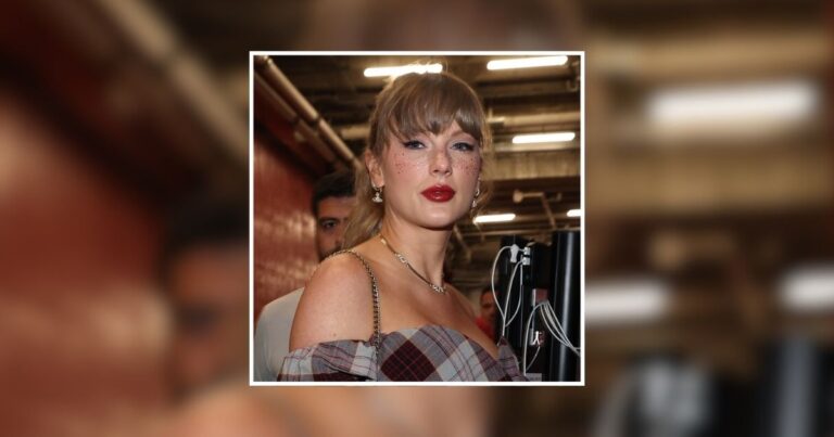 Voici où trouver les taches de rousseur virales scintillantes de Taylor Swift | The Everygirl