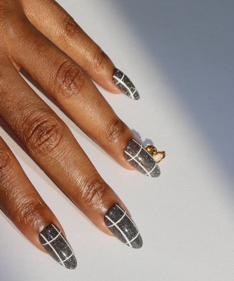 ongles de presse d'été