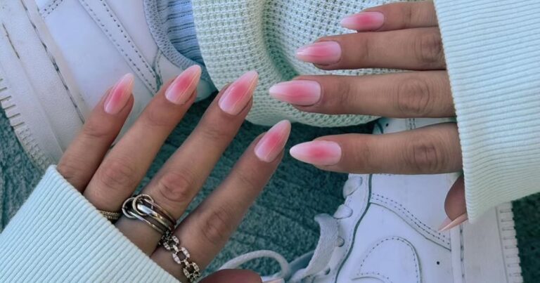 Les meilleurs ongles pressants de l'été 2025